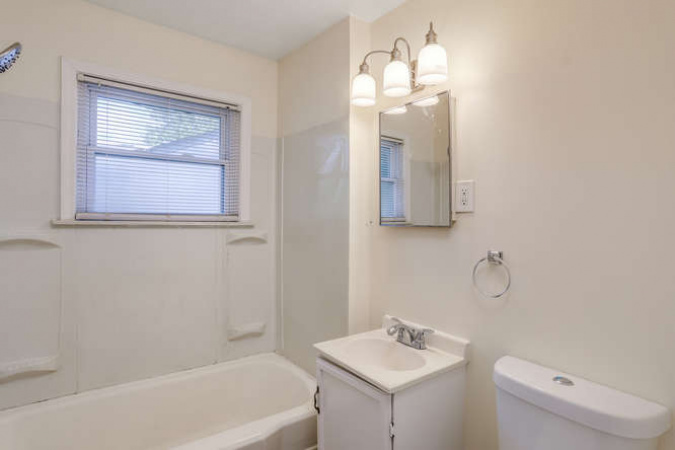 E Pearl, Hazel Park, Michigan, 3 Bedrooms Bedrooms, 5 Rooms Rooms,1 BathroomBathrooms,Single Family,Sold,E Pearl,1008