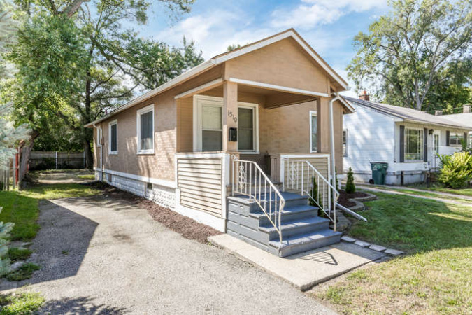 E Pearl, Hazel Park, Michigan, 3 Bedrooms Bedrooms, 5 Rooms Rooms,1 BathroomBathrooms,Single Family,Sold,E Pearl,1008