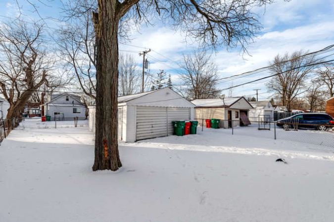 Rausch, Eastpoint, Michigan, 4 Bedrooms Bedrooms, ,2 BathroomsBathrooms,Single Family,Sold,Rausch,1043