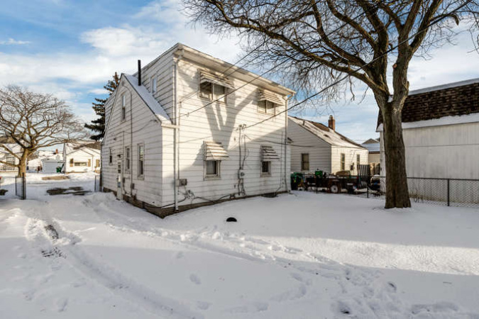 Rausch, Eastpoint, Michigan, 4 Bedrooms Bedrooms, ,2 BathroomsBathrooms,Single Family,Sold,Rausch,1043