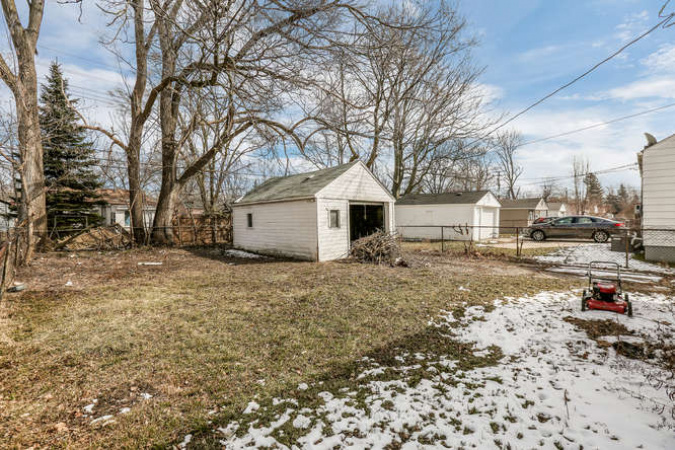 Elkhart, Harper Woods, Michigan, 3 Bedrooms Bedrooms, ,1 BathroomBathrooms,Single Family,Sold,Elkhart,1048