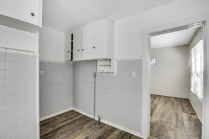Nagel, Hamtramck, Michigan, 3 Bedrooms Bedrooms, ,2 BathroomsBathrooms,Single Family,For Sale,Nagel,1051