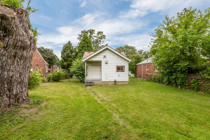Michigan, 2 Bedrooms Bedrooms, ,1 BathroomBathrooms,Single Family,Sold,1057