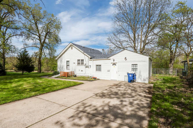 Michigan, ,Single Family,Sold,1073